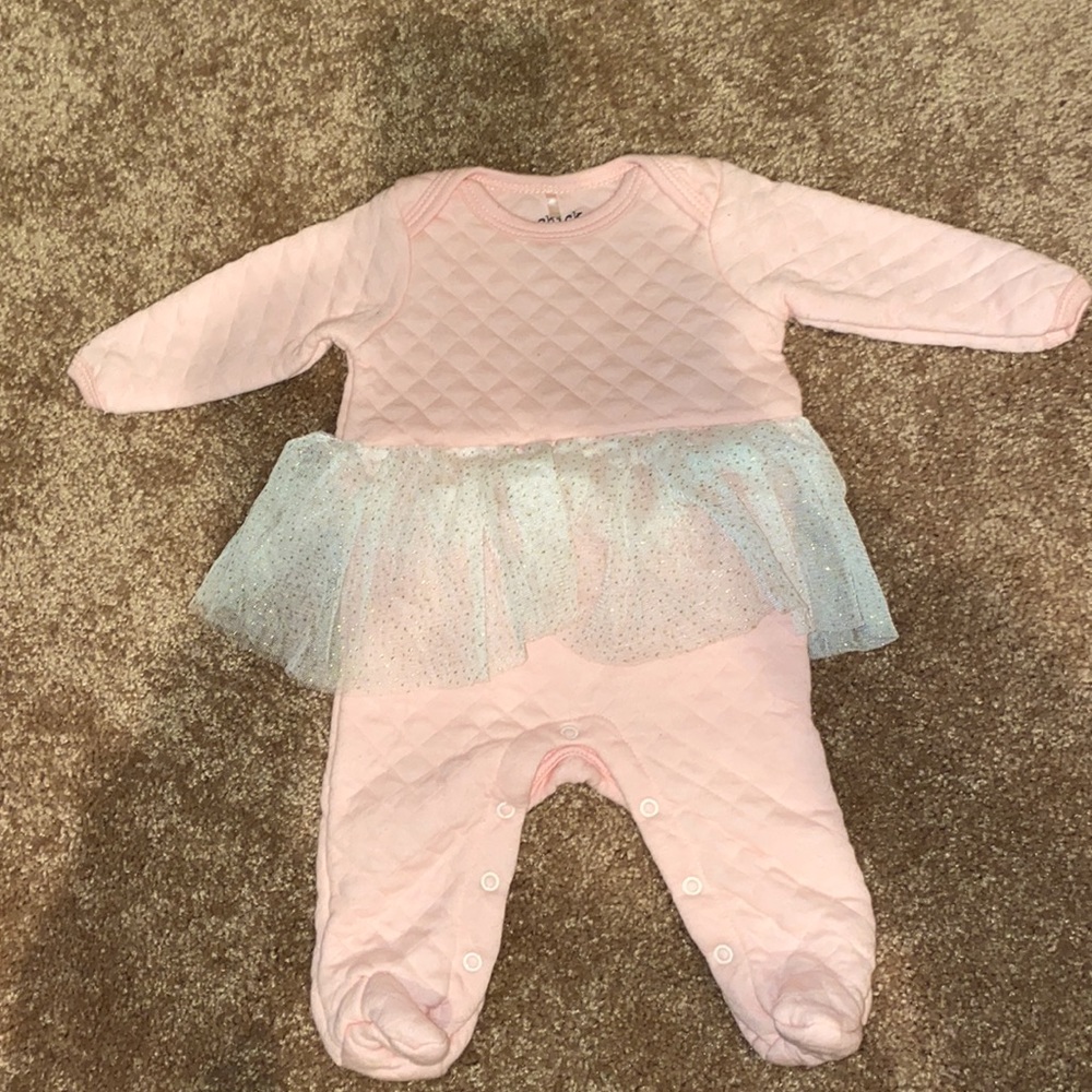 One piece outfit with tutu